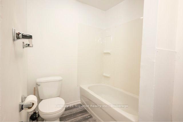 Photo 12 of 301 Ogden Street, Thunder Bay, East End — HOMEH