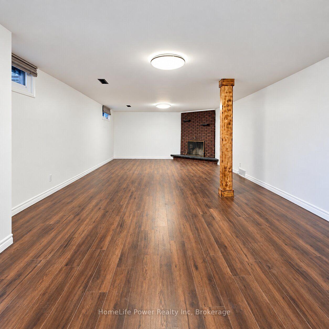 Photo 7 of Lower 69 Crescent, Kitchener, Pioneer Park — HOMEH