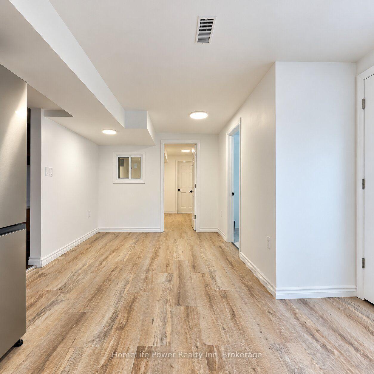 Photo 13 of Lower 69 Crescent, Kitchener, Pioneer Park — HOMEH