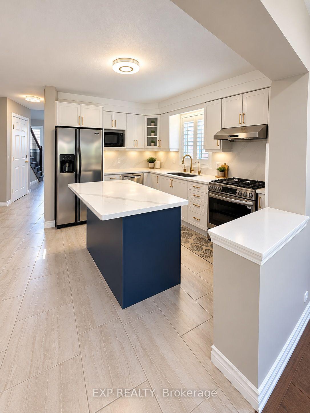 Photo 8 of Unit Upper Level, 308 Colton Circle, Kitchener, Grand River South — HOMEH