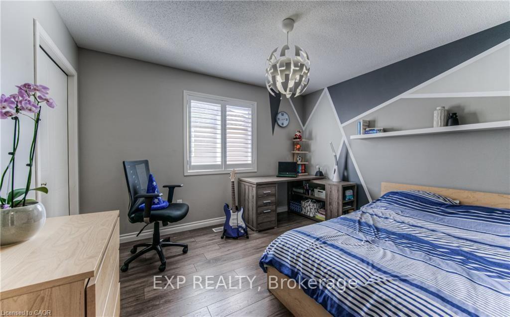 Photo 13 of Unit Upper Level, 308 Colton Circle, Kitchener, Grand River South — HOMEH