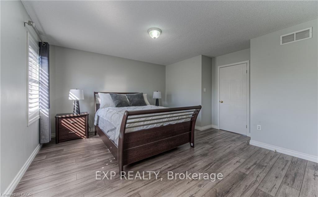 Photo 16 of Unit Upper Level, 308 Colton Circle, Kitchener, Grand River South — HOMEH