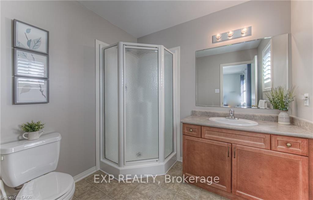 Photo 17 of Unit Upper Level, 308 Colton Circle, Kitchener, Grand River South — HOMEH