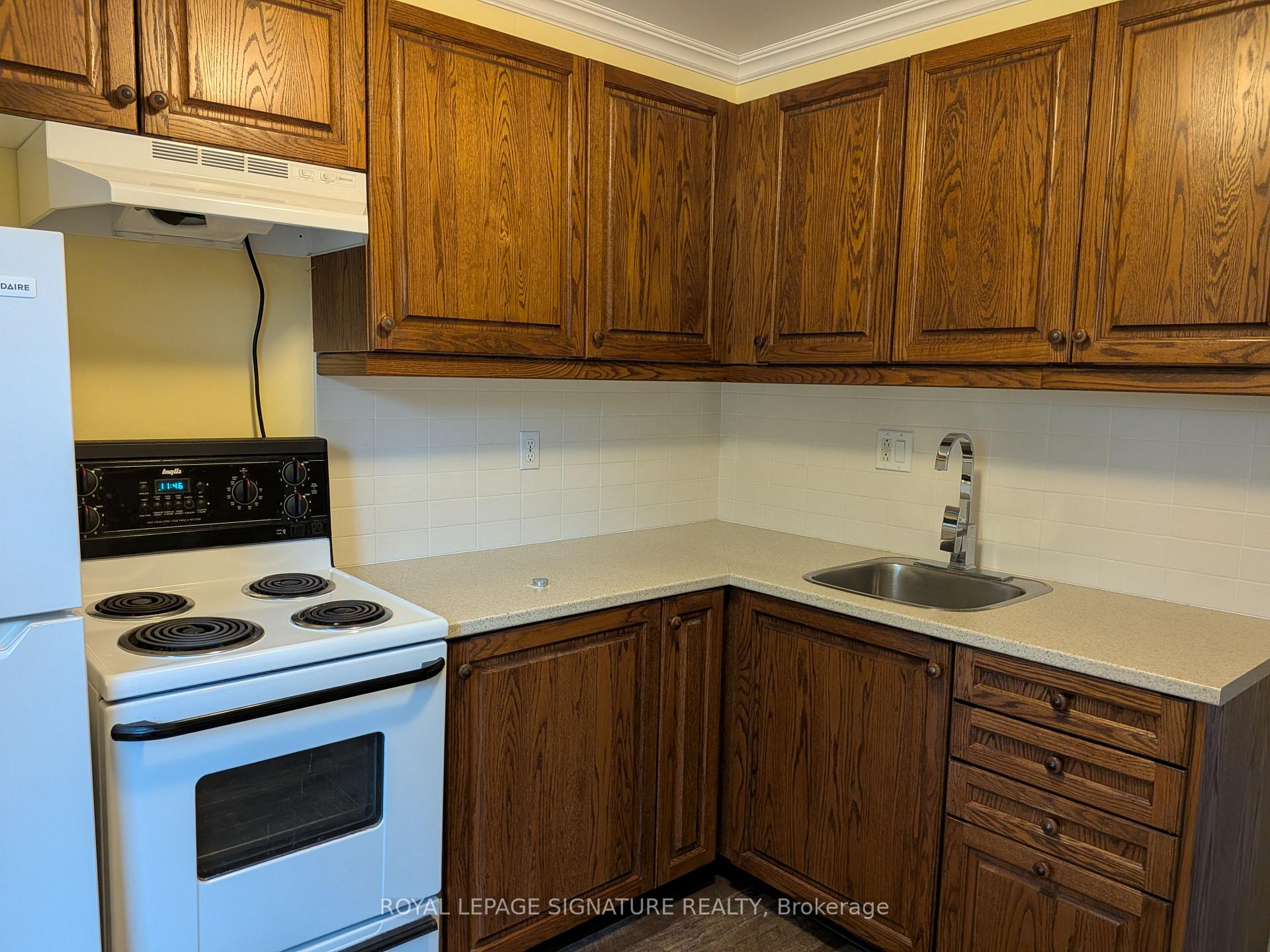 Photo 5 of Unit 2, 156 Park Row S, Hamilton, Delta — HOMEH