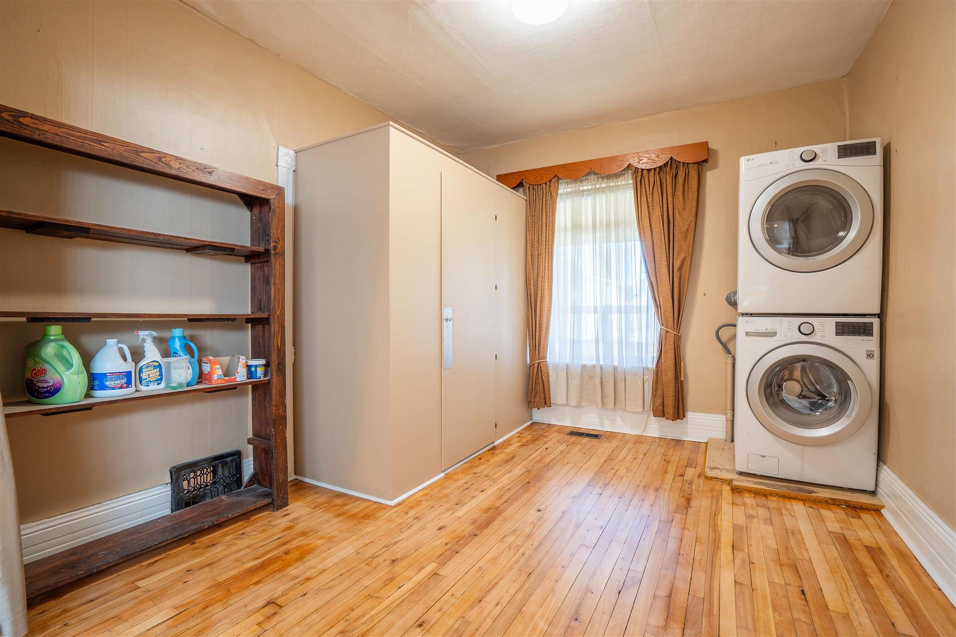 Photo 6 of 225 Beverley Street, Sault Ste Marie, Ward 2 — HOMEH