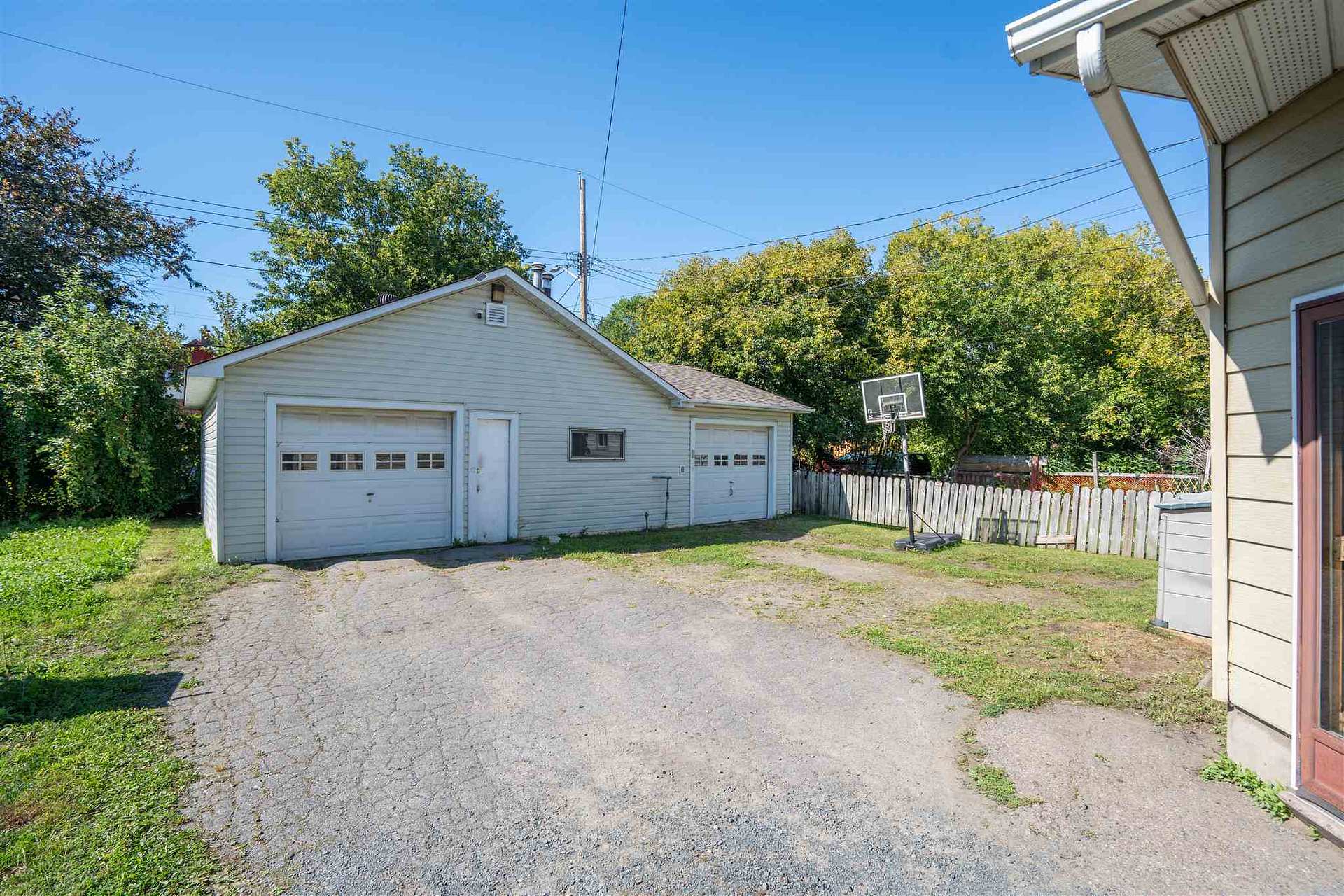 Photo 24 of 225 Beverley Street, Sault Ste Marie, Ward 2 — HOMEH