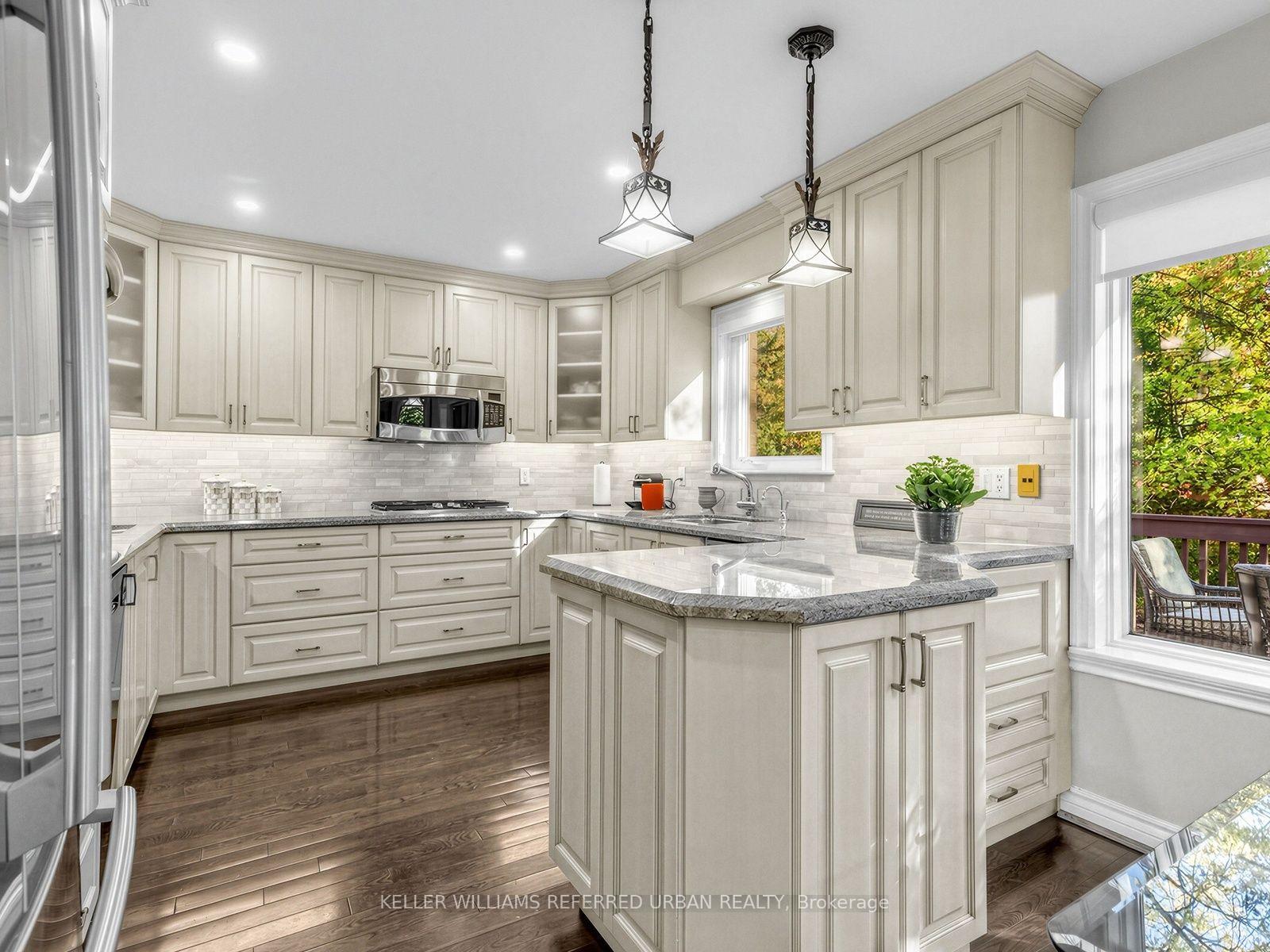 Photo 13 of 49 Invermay Avenue, North York, Clanton Park — HOMEH