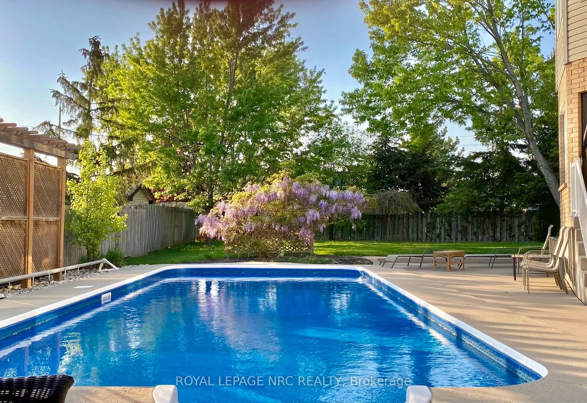 Photo 30 of 92 Ward Circle, Thorold, Confederation Heights — HOMEH