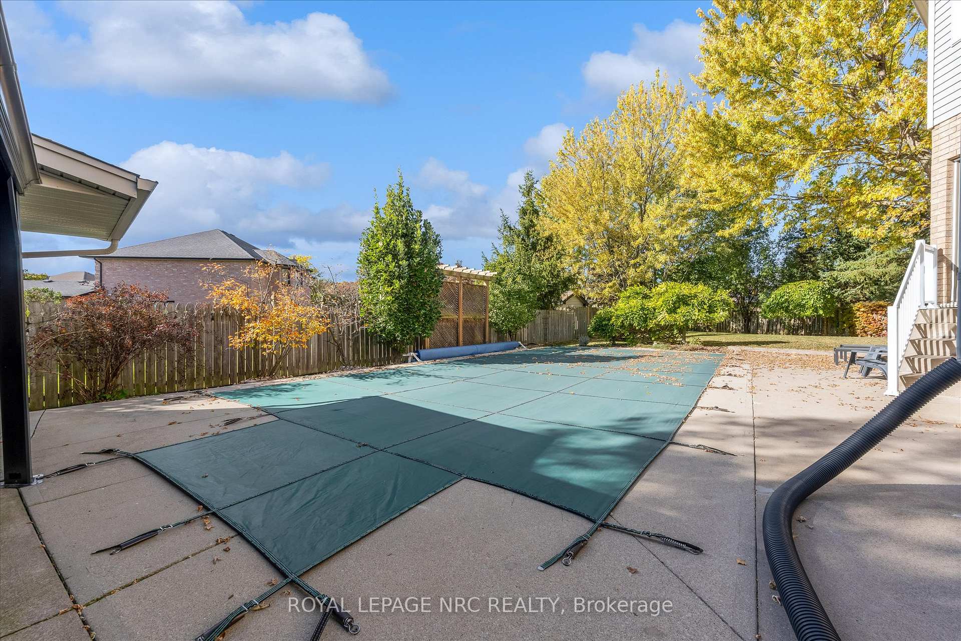 Photo 32 of 92 Ward Circle, Thorold, Confederation Heights — HOMEH