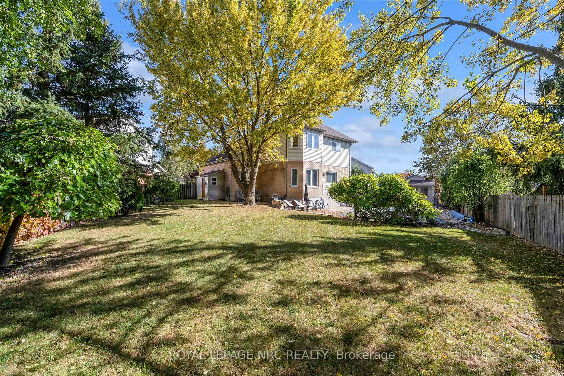 Photo 35 of 92 Ward Circle, Thorold, Confederation Heights — HOMEH