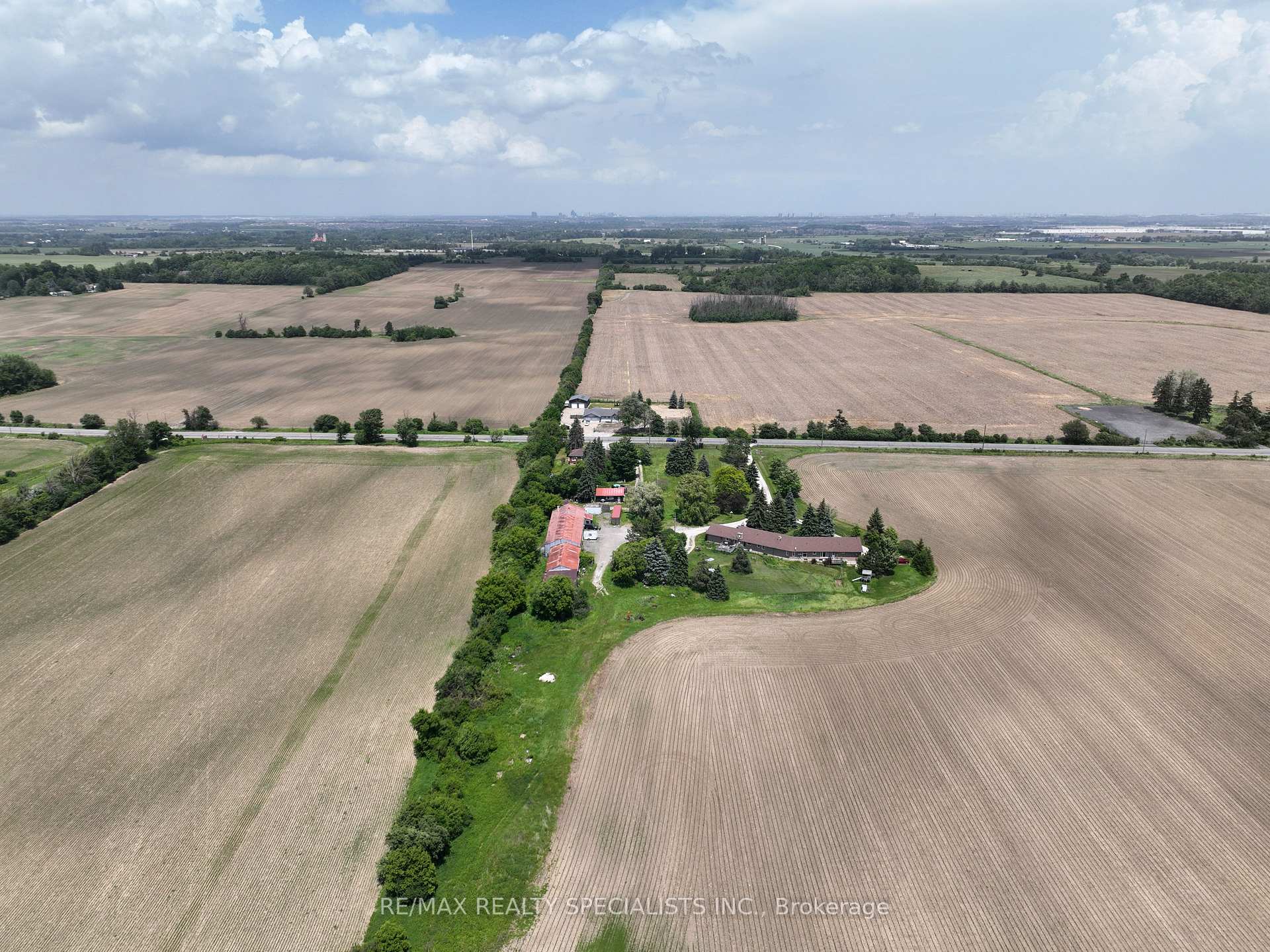 Photo 3 of 8790 9 Line, Halton Hills, Rural Halton Hills — HOMEH