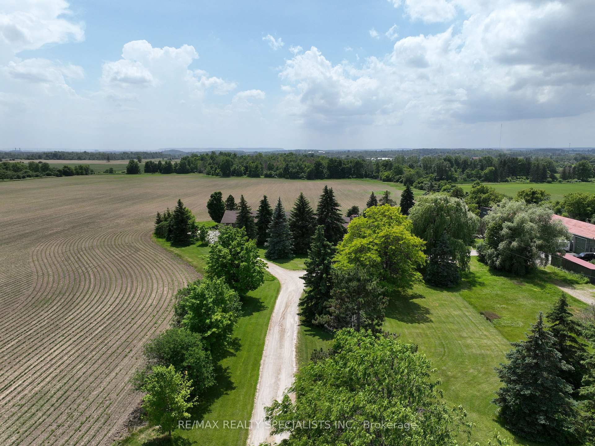 Photo 9 of 8790 9 Line, Halton Hills, Rural Halton Hills — HOMEH