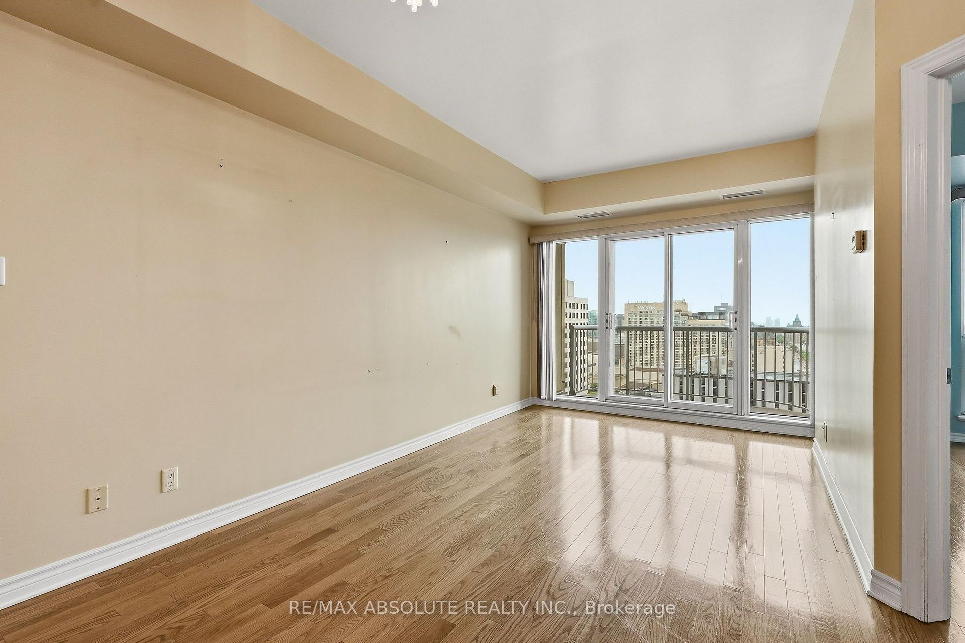 Photo 15 of Unit 2205, 200 Rideau Street, Ottawa, Sandy Hill — HOMEH