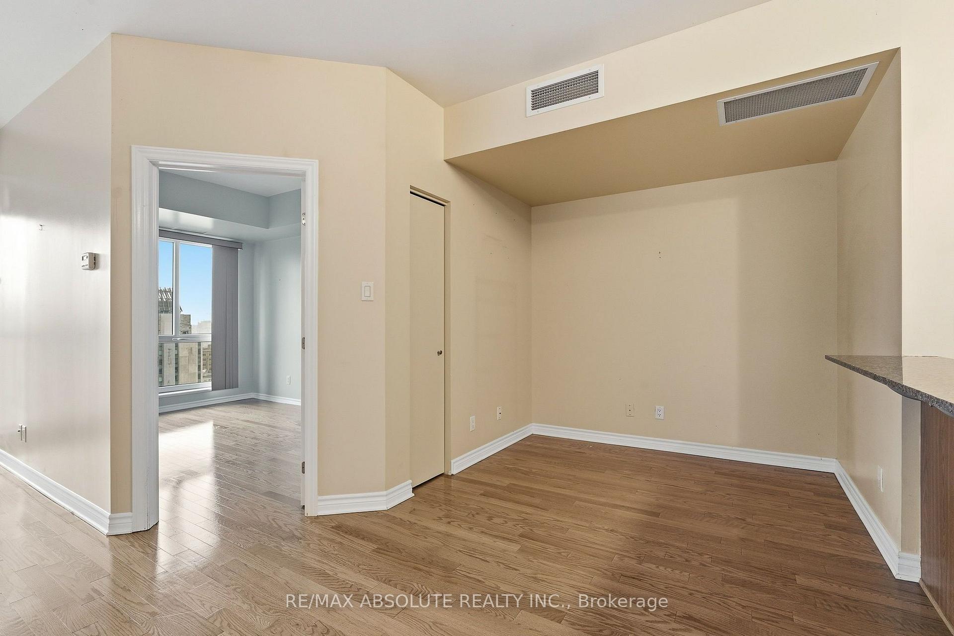 Photo 20 of Unit 2205, 200 Rideau Street, Ottawa, Sandy Hill — HOMEH