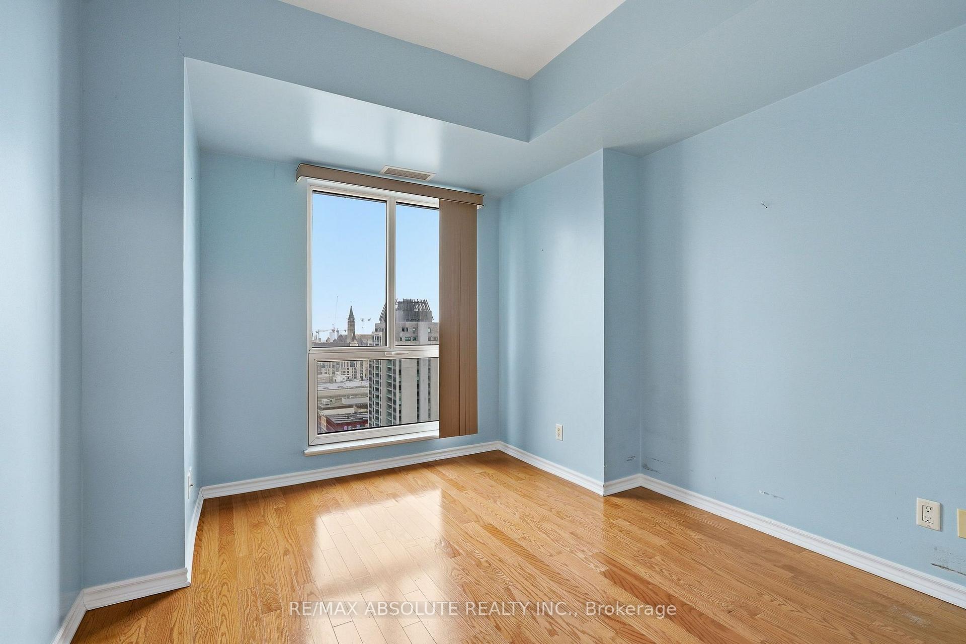 Photo 21 of Unit 2205, 200 Rideau Street, Ottawa, Sandy Hill — HOMEH
