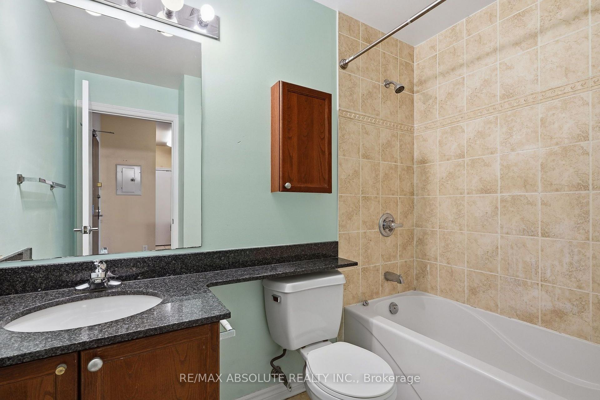 Photo 22 of Unit 2205, 200 Rideau Street, Ottawa, Sandy Hill — HOMEH