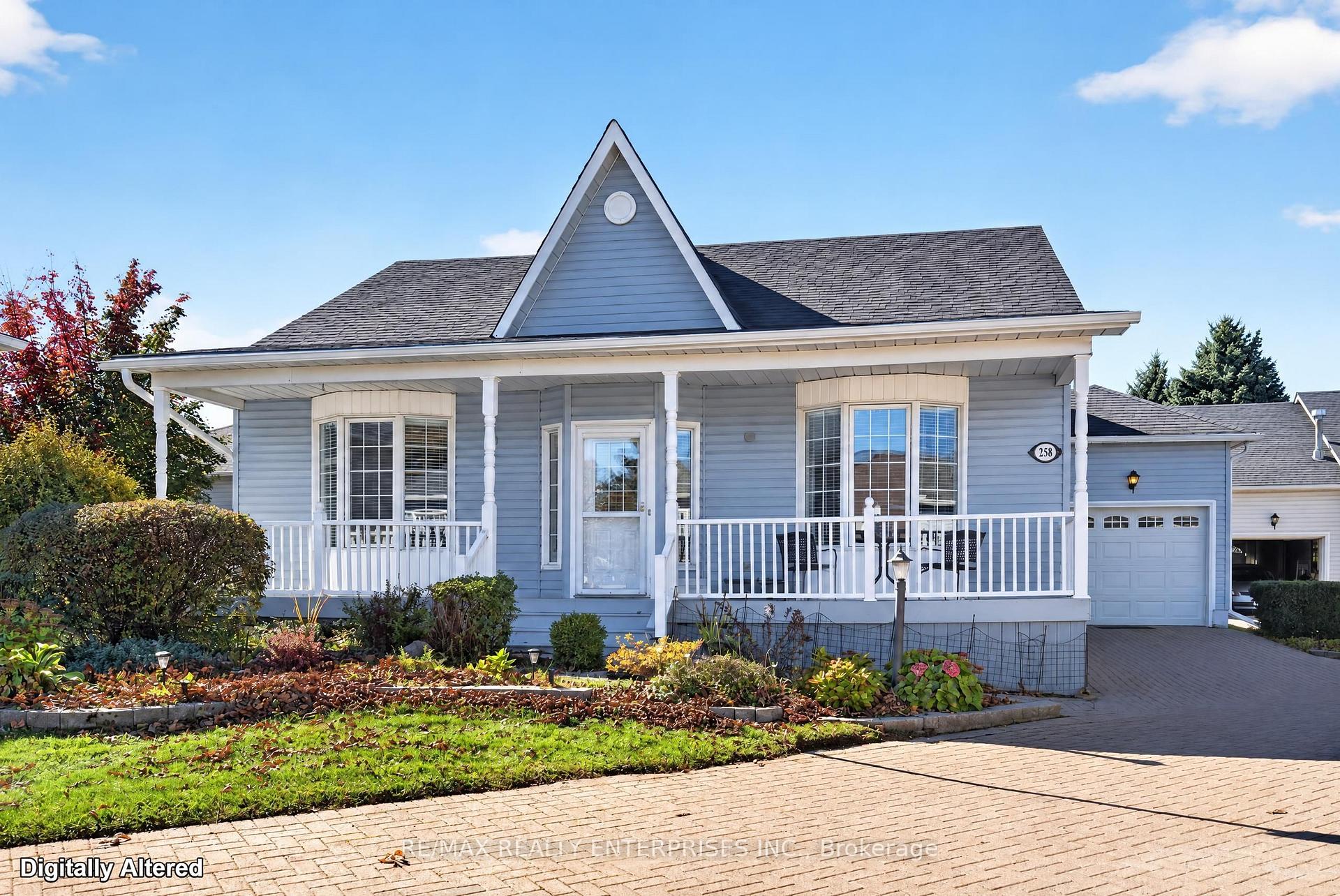 Photo 1 of 258 Silverbirch Boulevard, Hamilton, Mount Hope — HOMEH