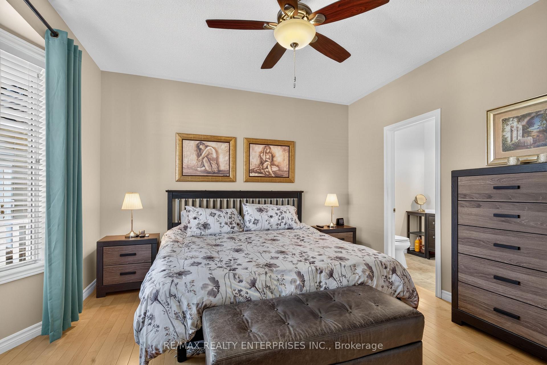 Photo 4 of 258 Silverbirch Boulevard, Hamilton, Mount Hope — HOMEH