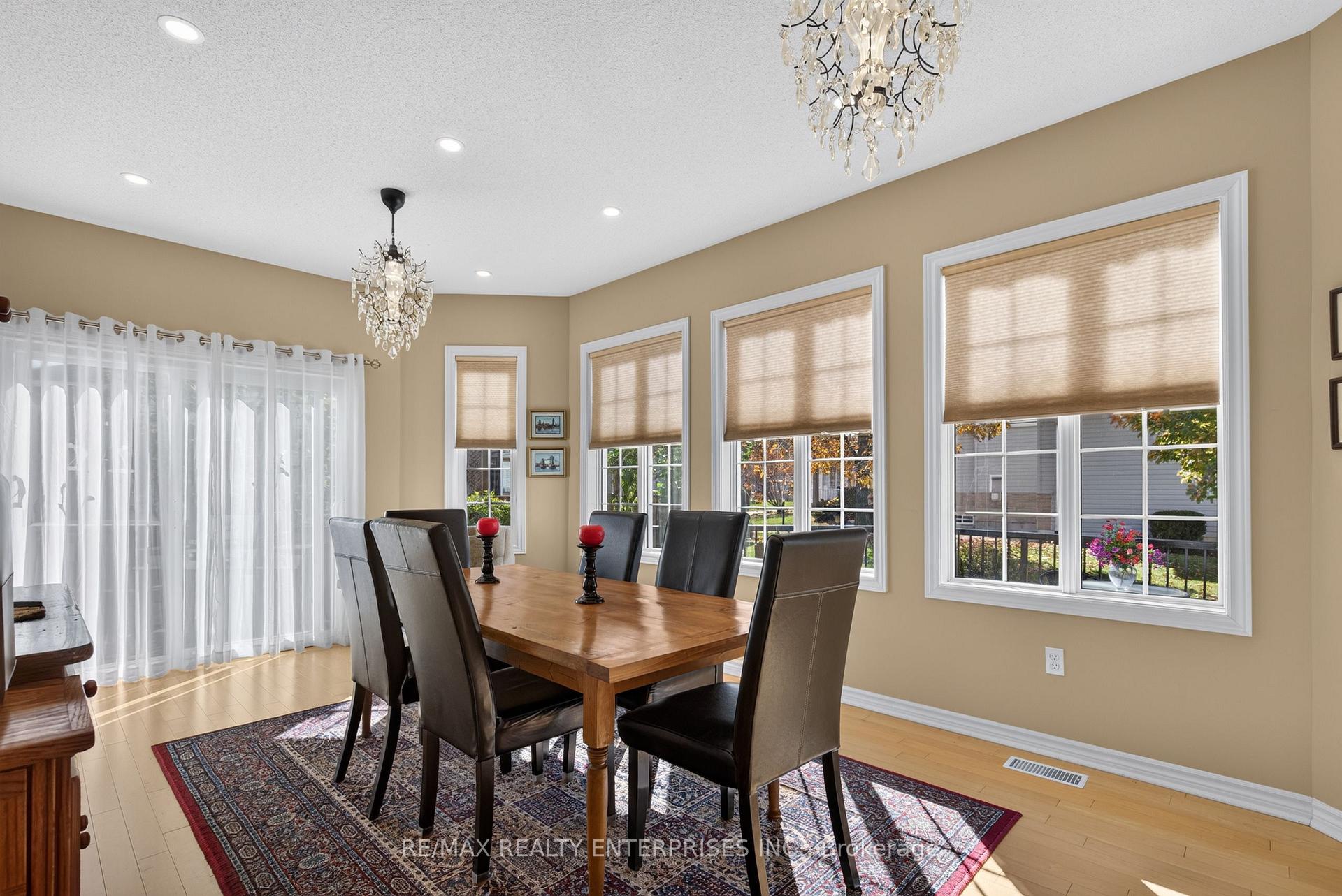 Photo 15 of 258 Silverbirch Boulevard, Hamilton, Mount Hope — HOMEH