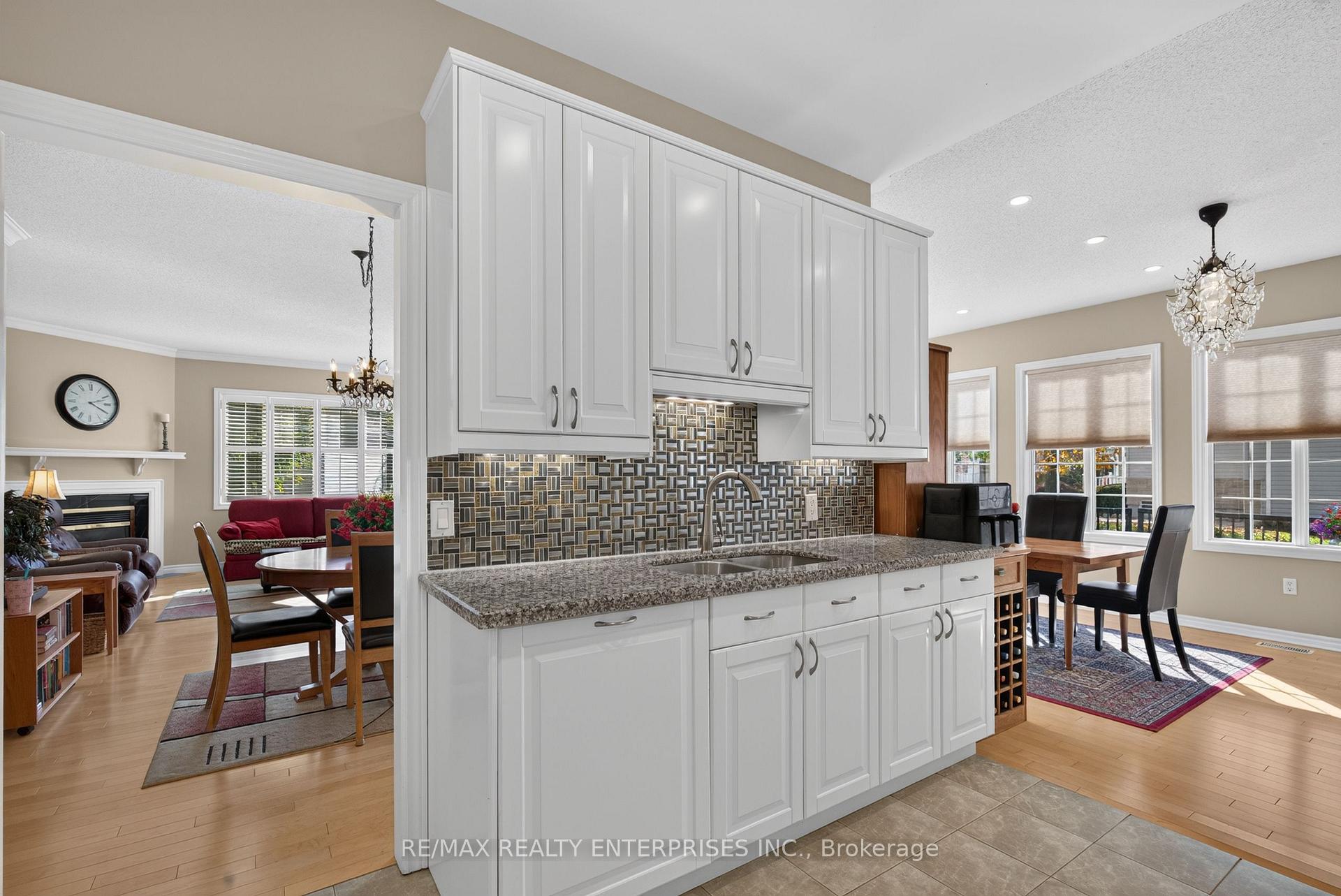 Photo 19 of 258 Silverbirch Boulevard, Hamilton, Mount Hope — HOMEH