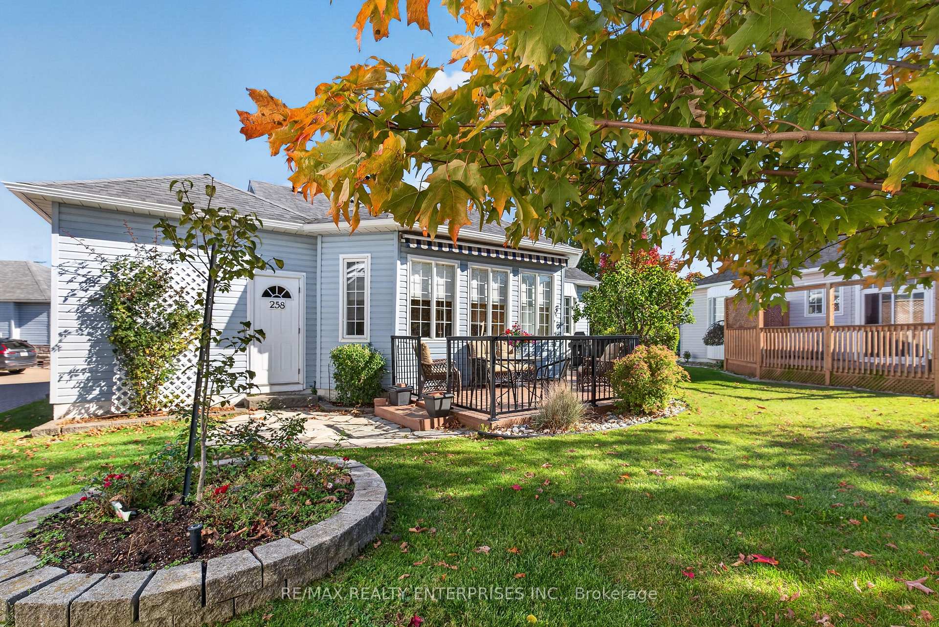 Photo 26 of 258 Silverbirch Boulevard, Hamilton, Mount Hope — HOMEH