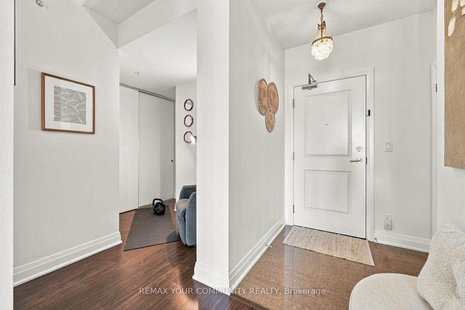 Photo 7 of Unit 702, 24 Woodstream Boulevard, Vaughan, Vaughan Grove — HOMEH