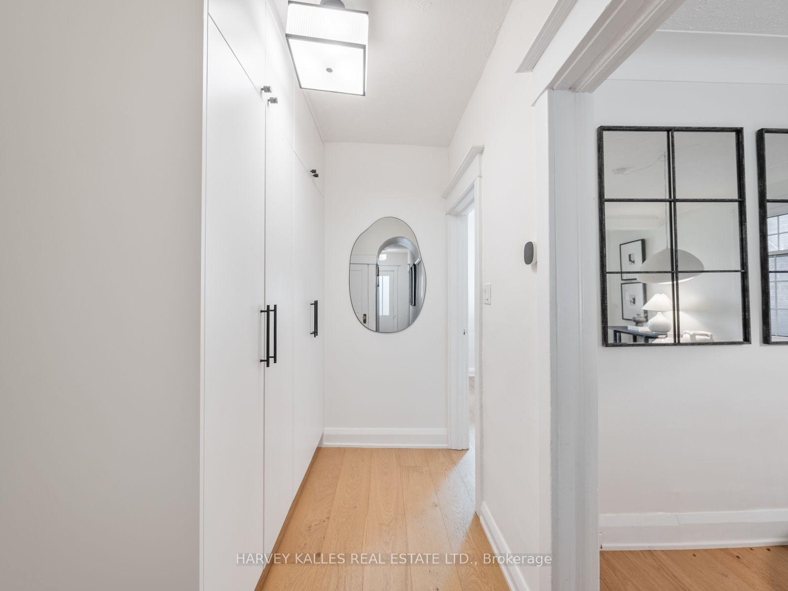 Photo 5 of 35 Dynevor Road, Toronto, Caledonia-Fairbank — HOMEH