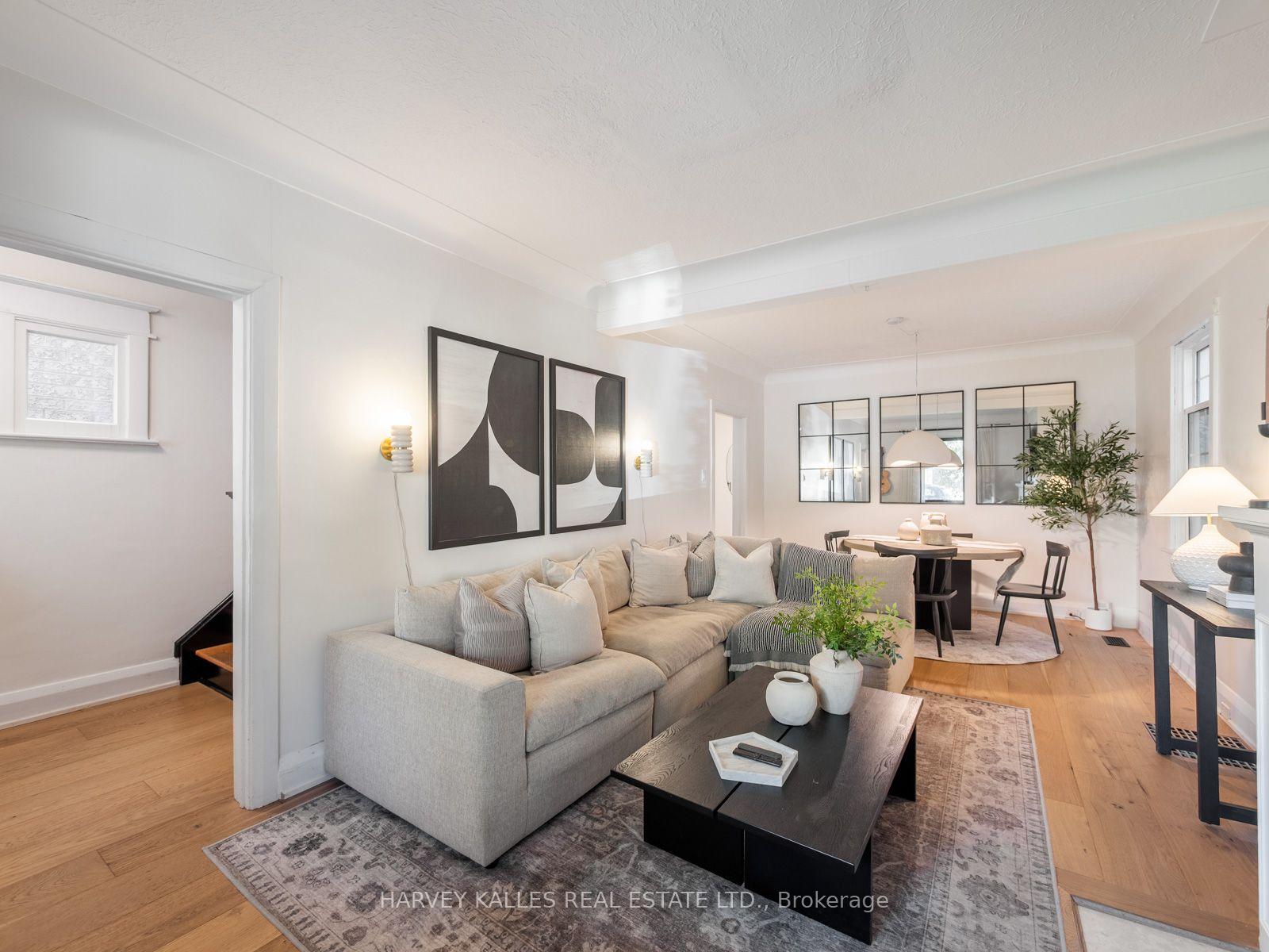 Photo 6 of 35 Dynevor Road, Toronto, Caledonia-Fairbank — HOMEH