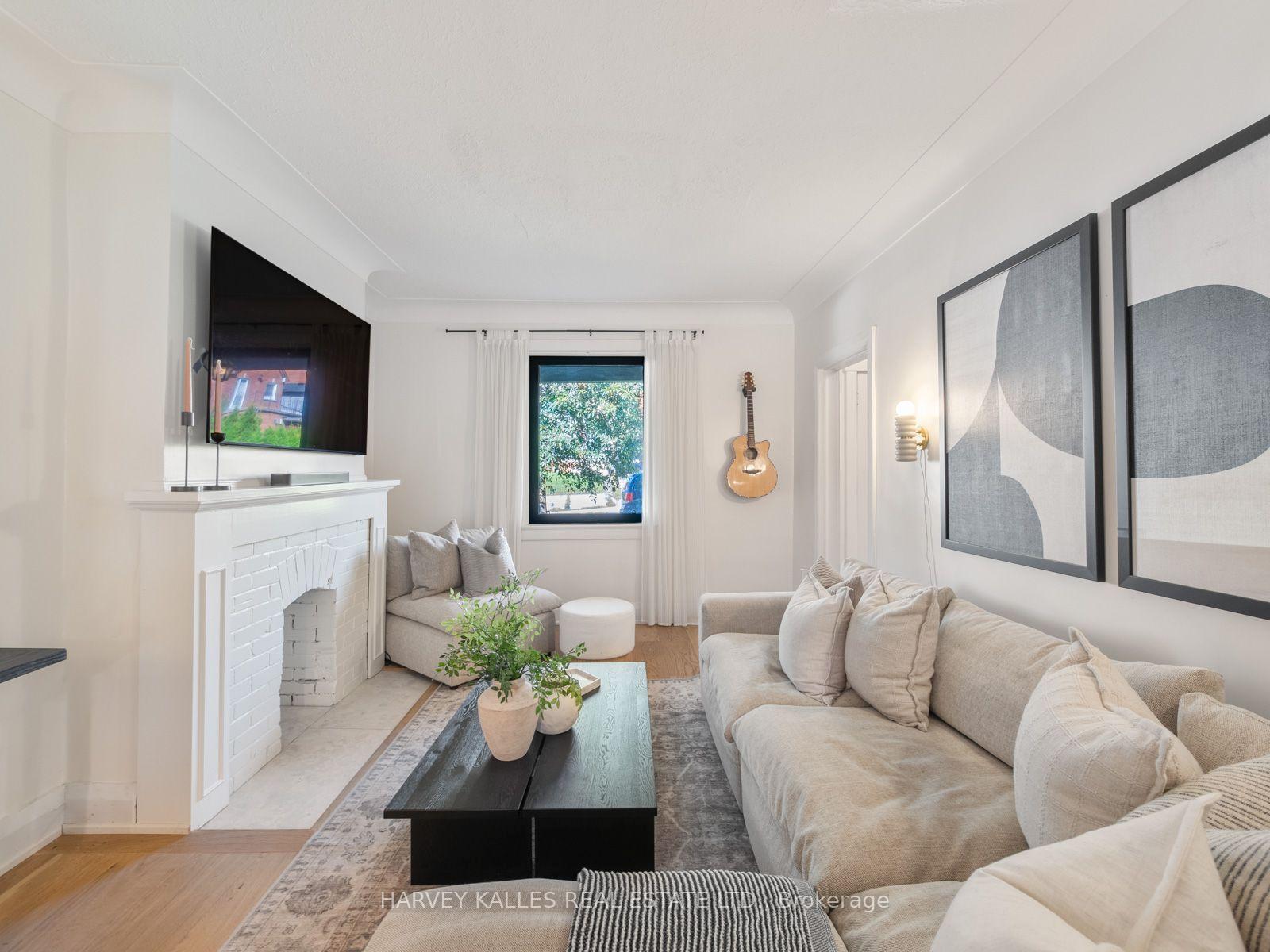Photo 7 of 35 Dynevor Road, Toronto, Caledonia-Fairbank — HOMEH