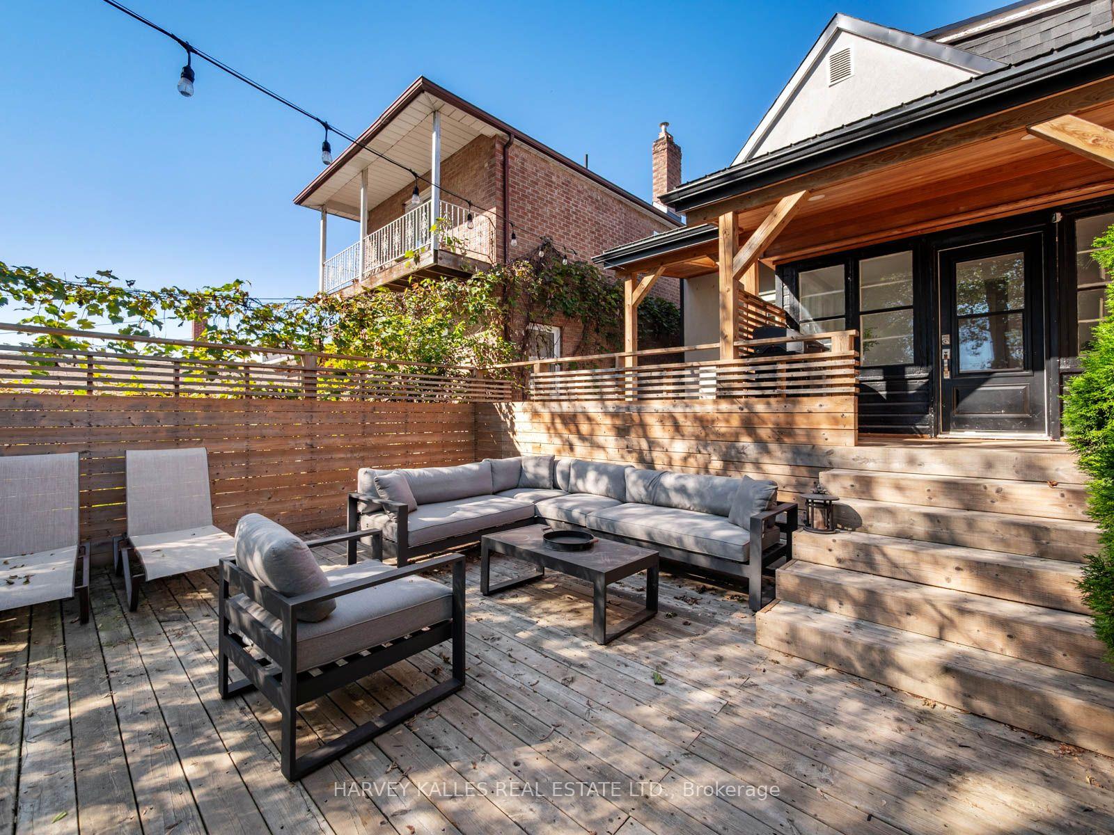 Photo 28 of 35 Dynevor Road, Toronto, Caledonia-Fairbank — HOMEH