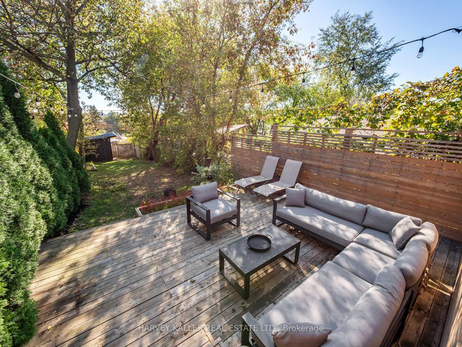 Photo 32 of 35 Dynevor Road, Toronto, Caledonia-Fairbank — HOMEH