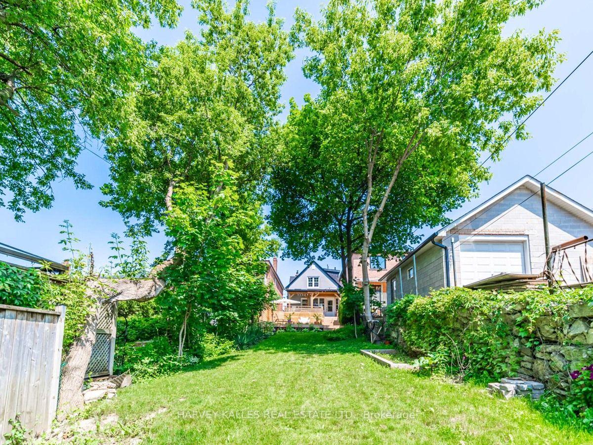 Photo 33 of 35 Dynevor Road, Toronto, Caledonia-Fairbank — HOMEH