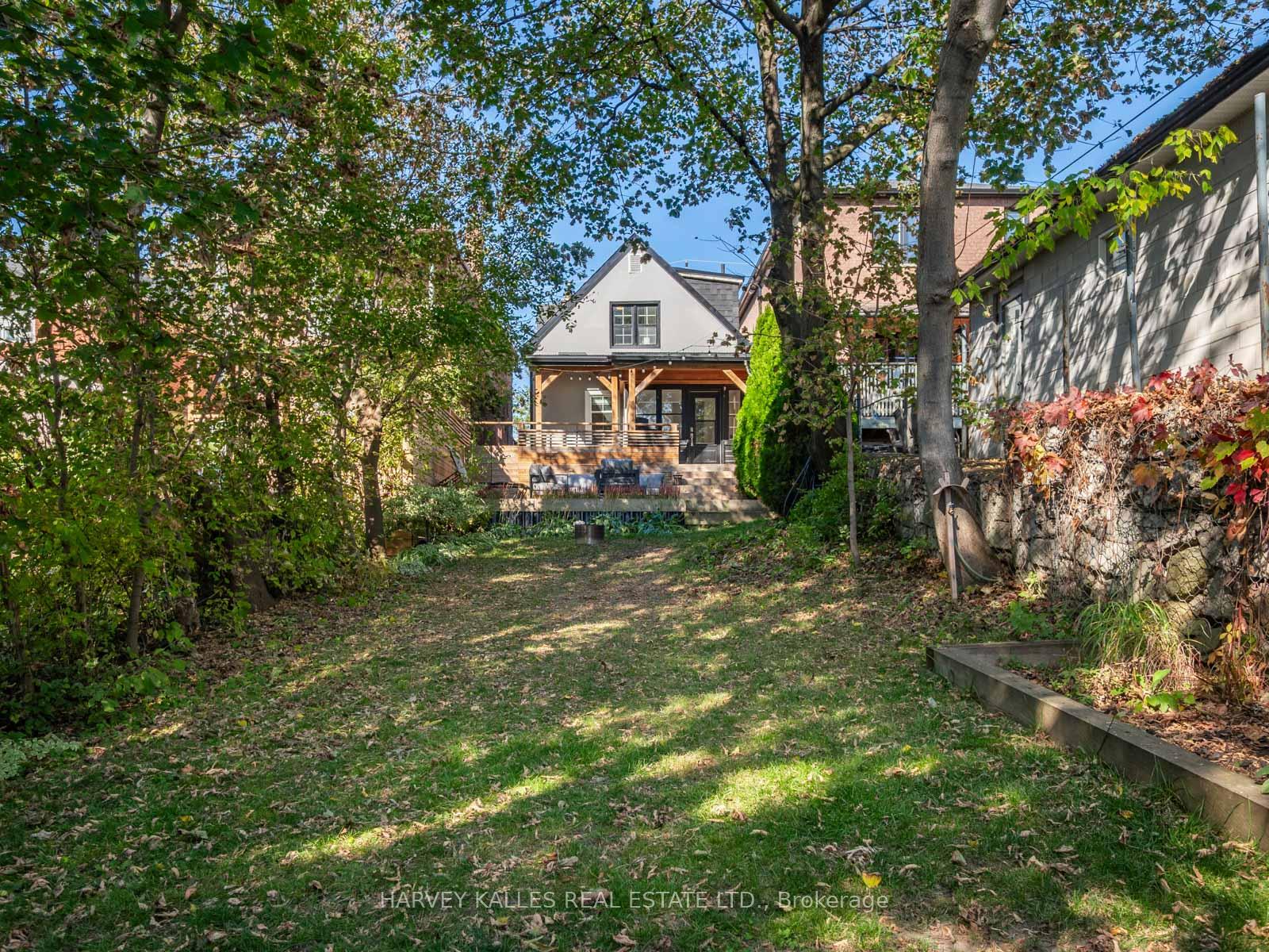 Photo 34 of 35 Dynevor Road, Toronto, Caledonia-Fairbank — HOMEH
