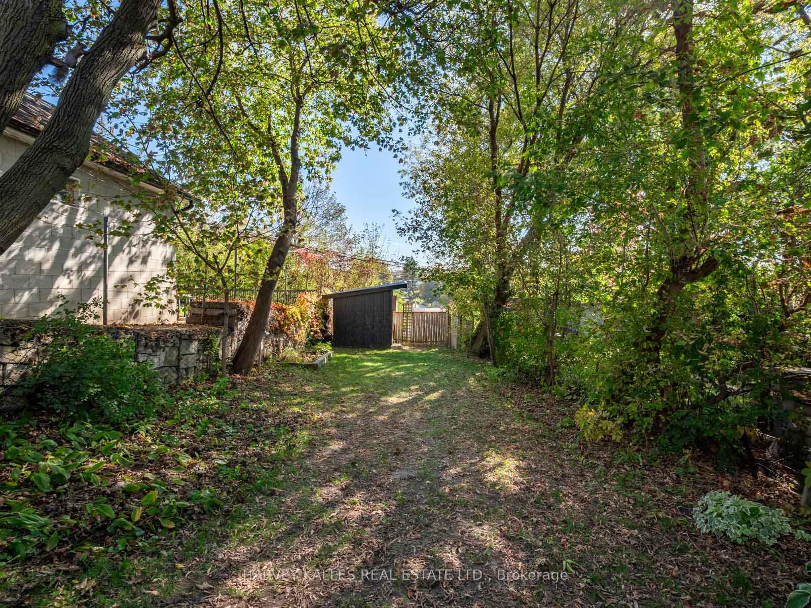 Photo 35 of 35 Dynevor Road, Toronto, Caledonia-Fairbank — HOMEH