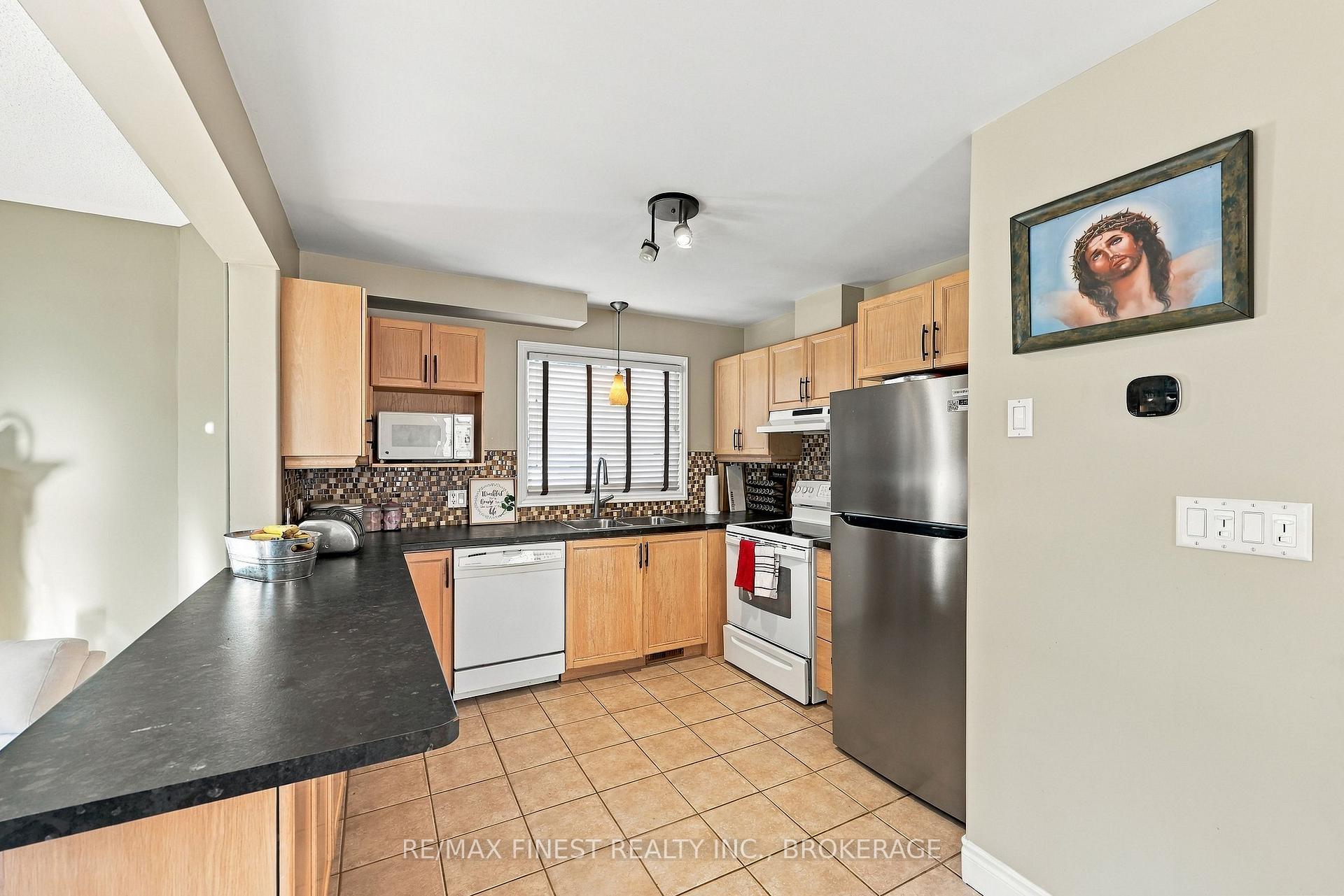 Photo 14 of 929 Lombardy Street, Kingston, South of Taylor-Kidd Blvd — HOMEH