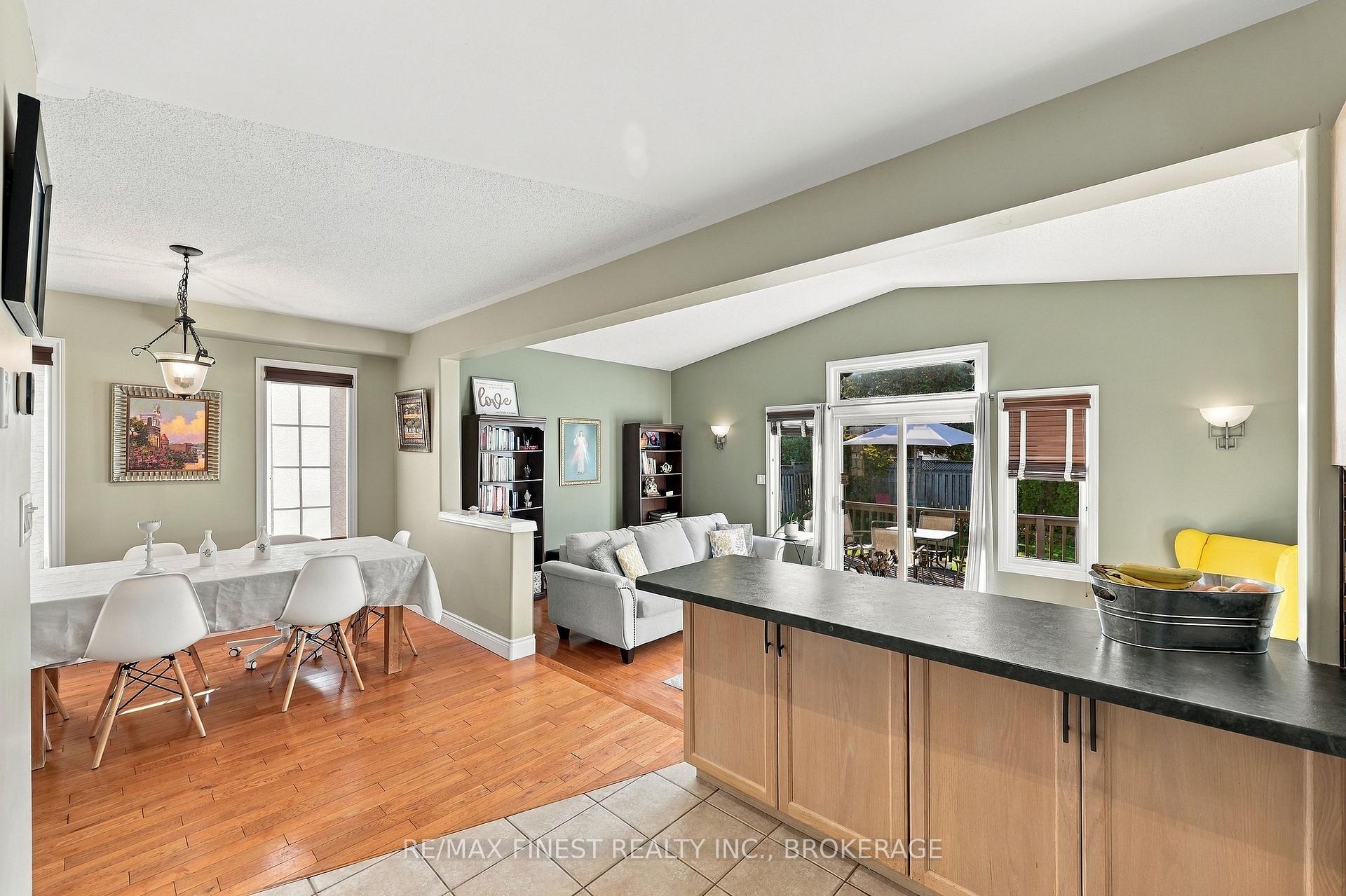 Photo 17 of 929 Lombardy Street, Kingston, South of Taylor-Kidd Blvd — HOMEH