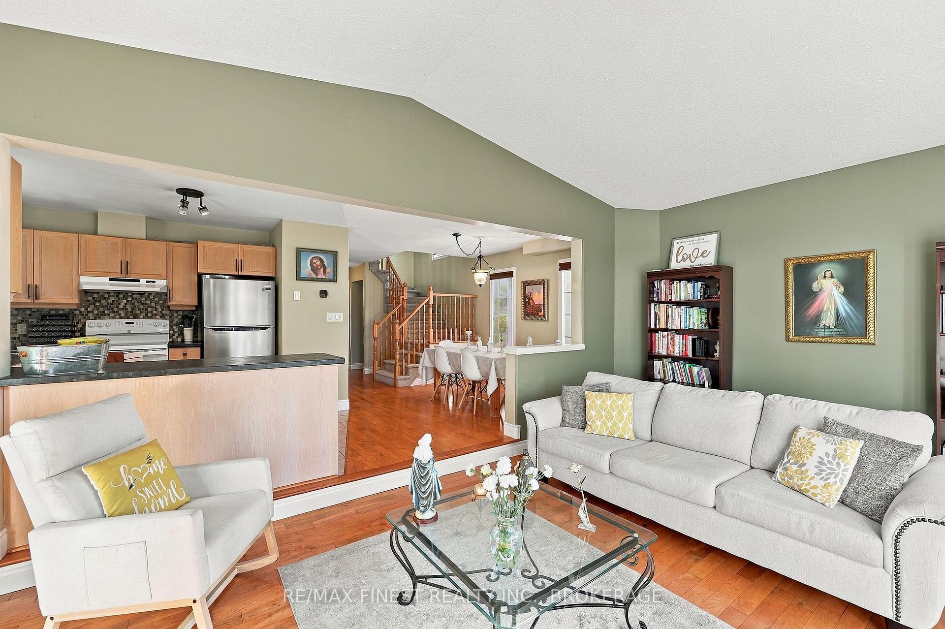 Photo 22 of 929 Lombardy Street, Kingston, South of Taylor-Kidd Blvd — HOMEH