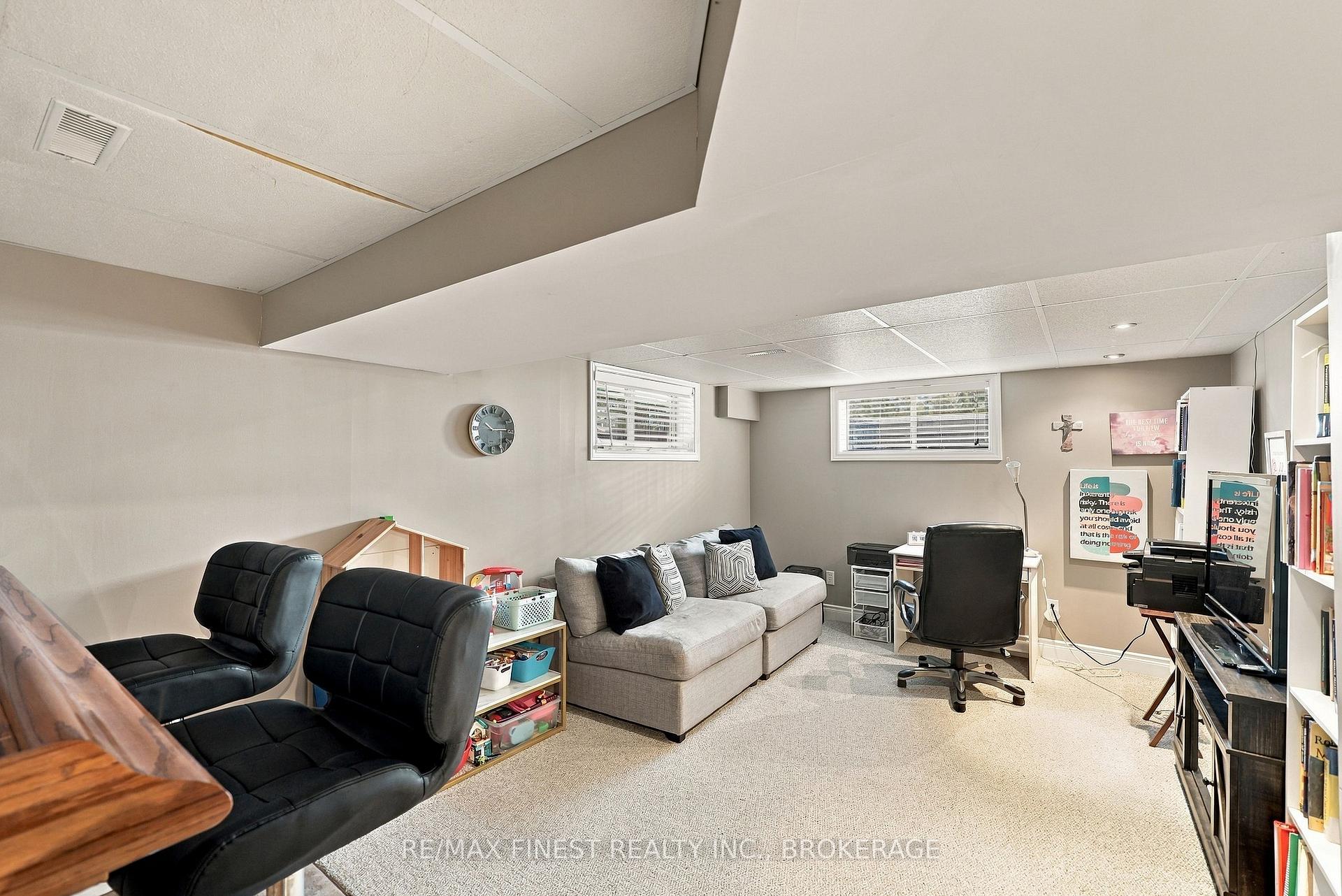 Photo 34 of 929 Lombardy Street, Kingston, South of Taylor-Kidd Blvd — HOMEH