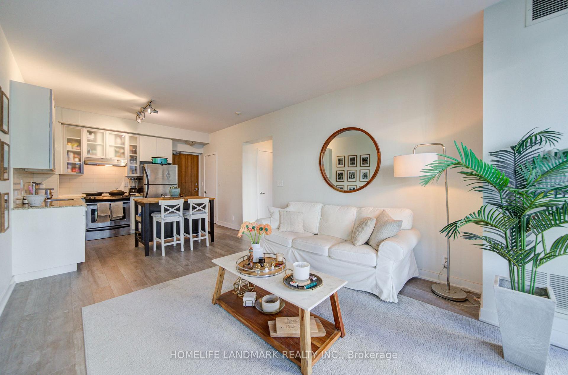 Photo 14 of Unit 604, 33 Lombard Street, Toronto, Church-Yonge Corridor — HOMEH