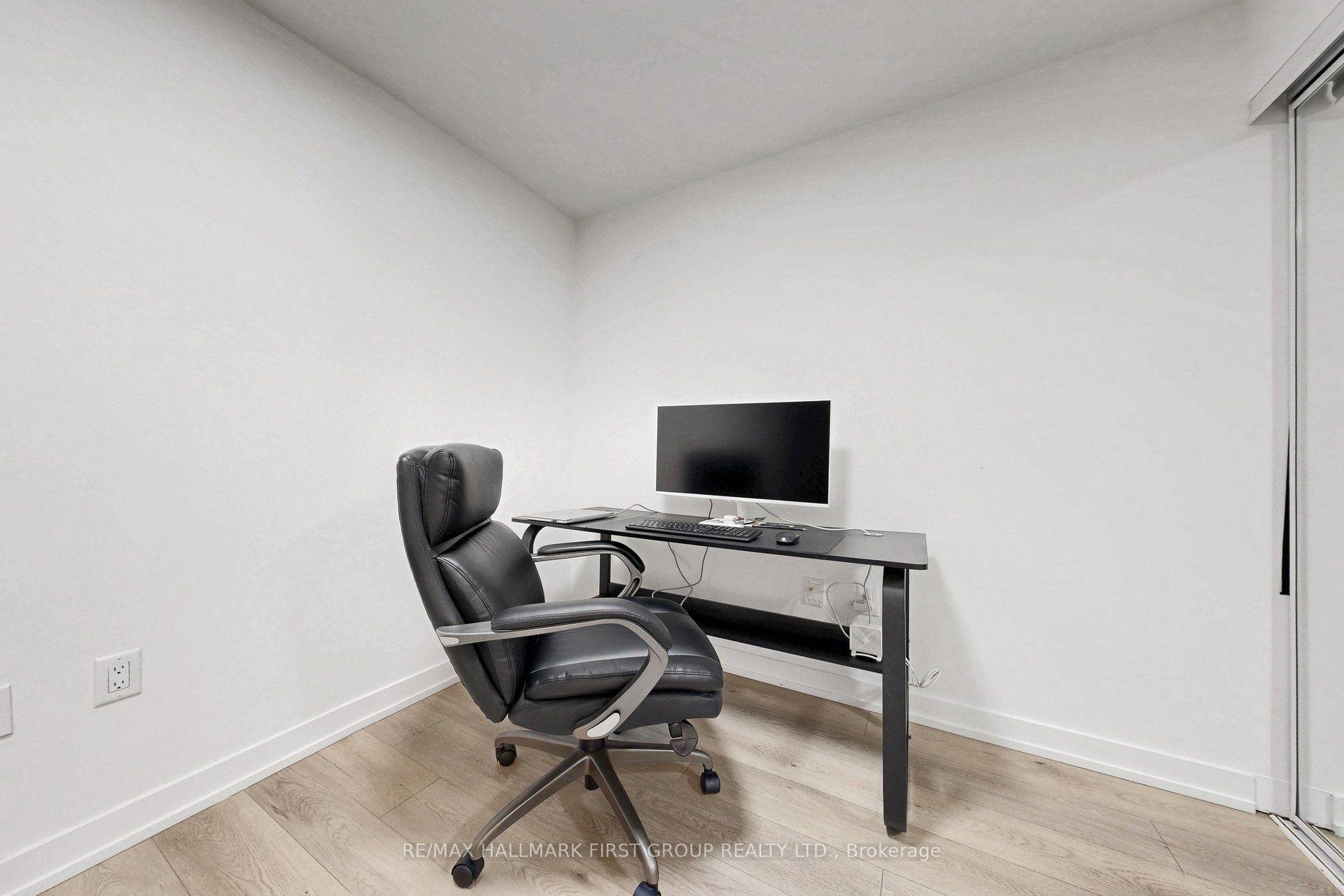 Photo 5 of Unit 2201, 158 Front Street E, Toronto, Moss Park — HOMEH