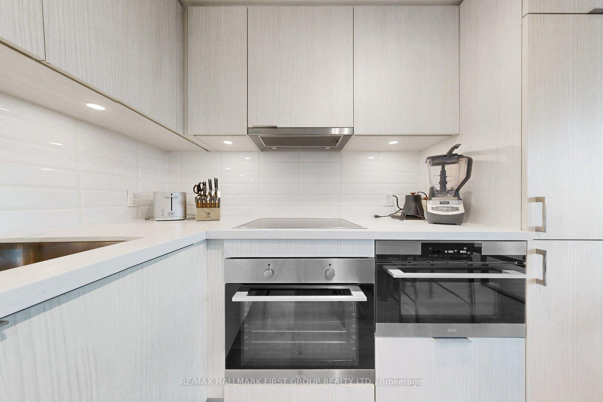 Photo 9 of Unit 2201, 158 Front Street E, Toronto, Moss Park — HOMEH