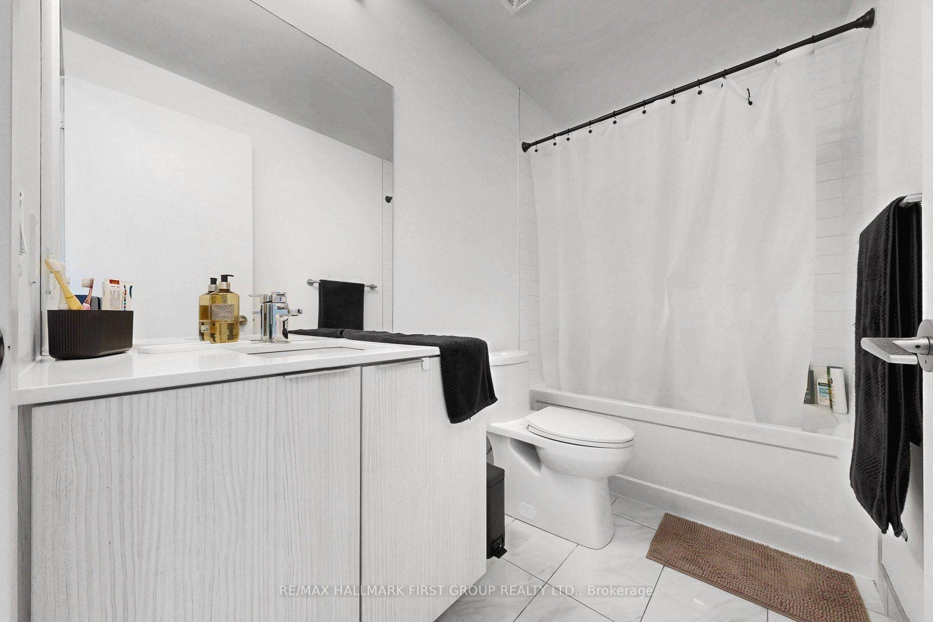 Photo 20 of Unit 2201, 158 Front Street E, Toronto, Moss Park — HOMEH