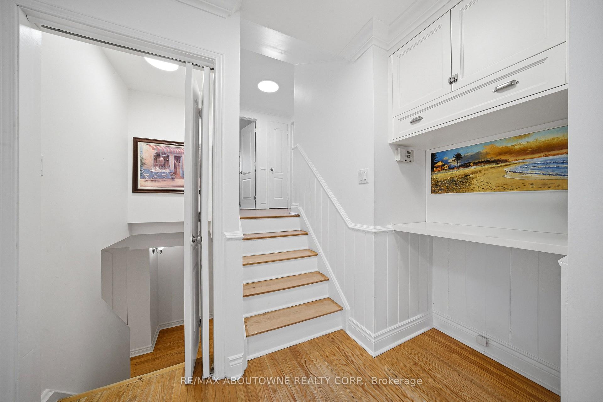 Photo 15 of 481 Anthony Drive, Oakville, Old Oakville — HOMEH