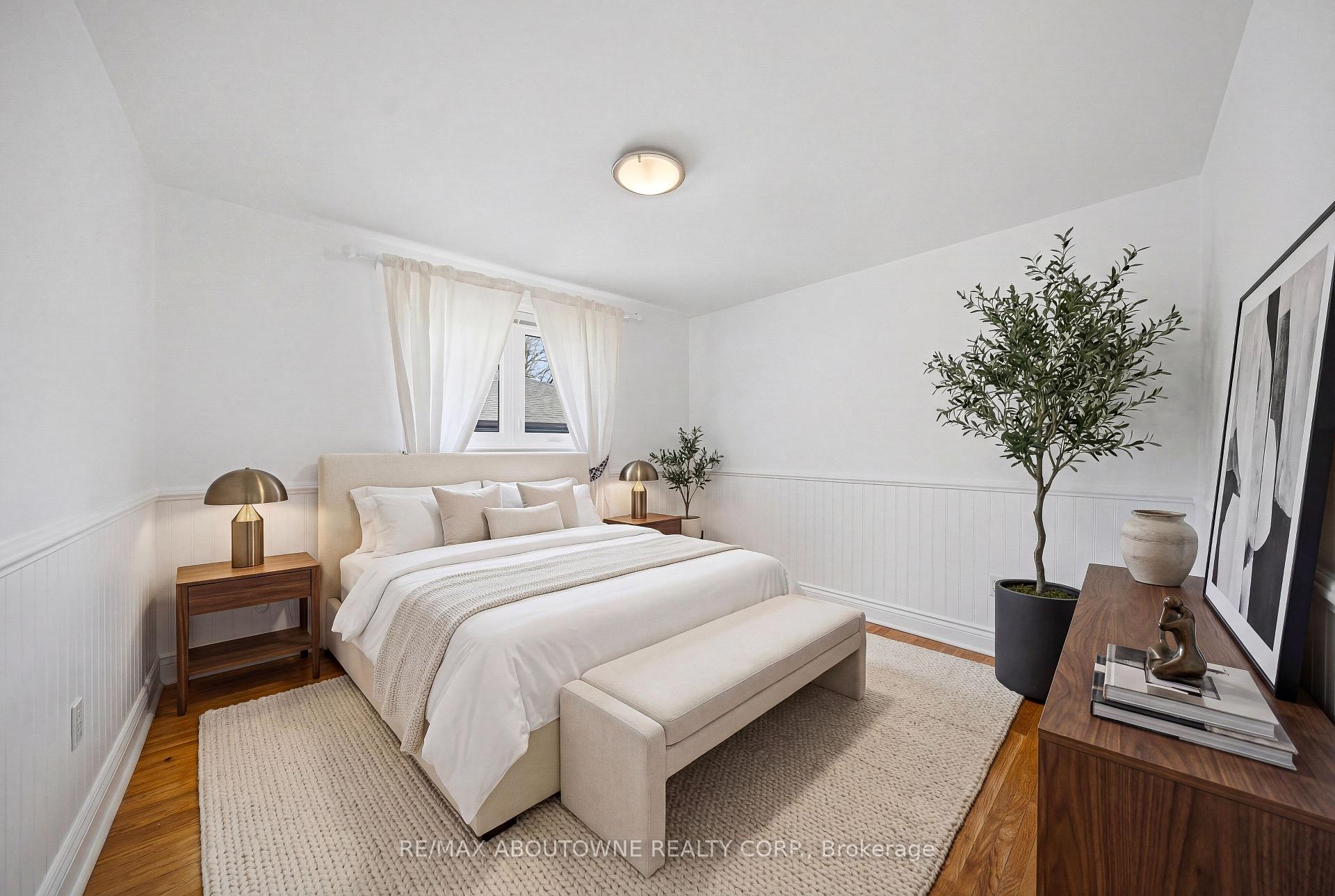 Photo 18 of 481 Anthony Drive, Oakville, Old Oakville — HOMEH