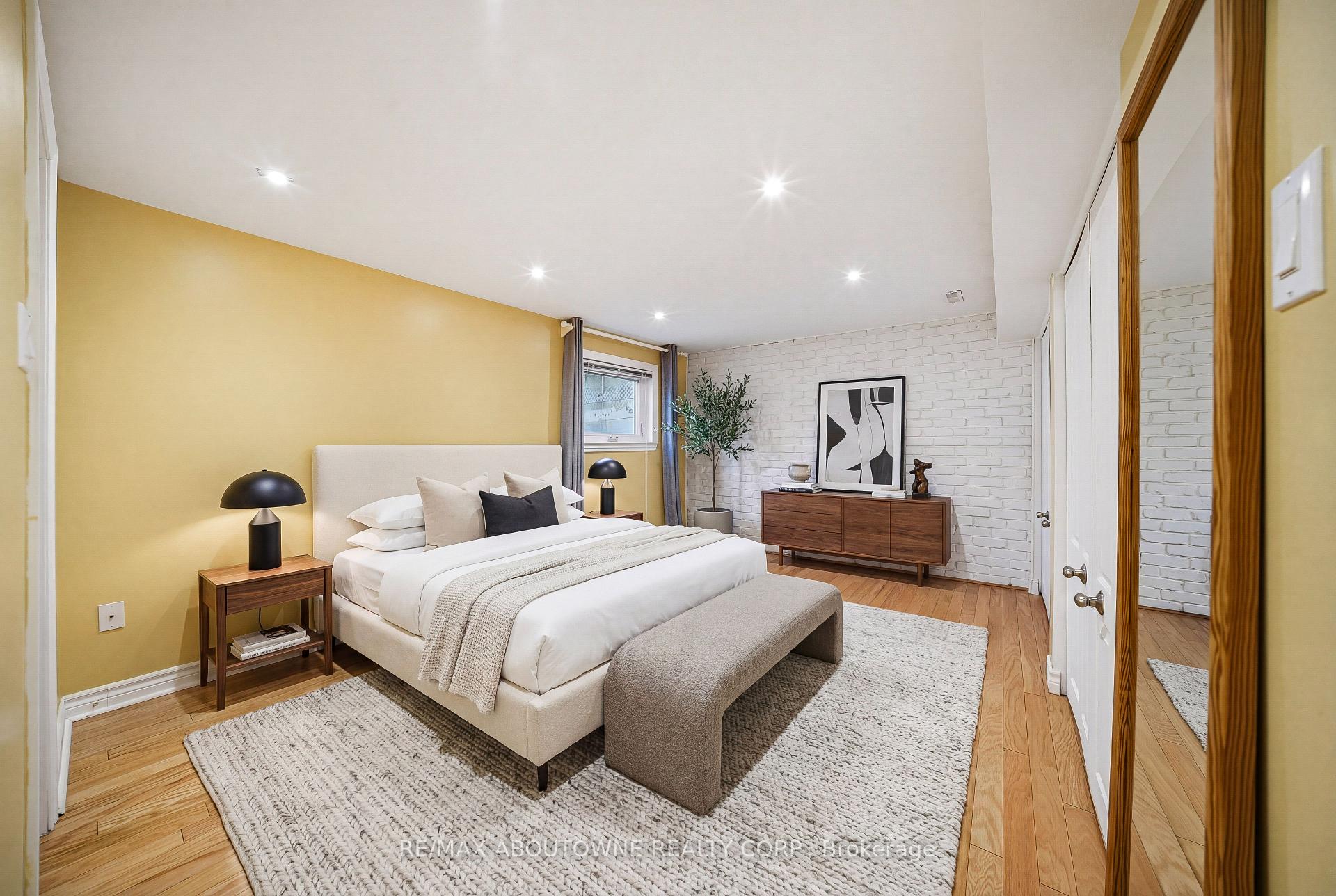 Photo 23 of 481 Anthony Drive, Oakville, Old Oakville — HOMEH