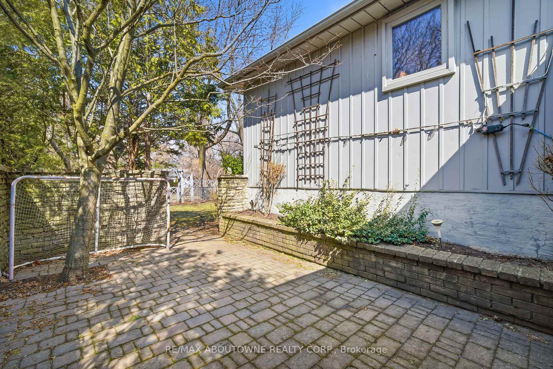 Photo 29 of 481 Anthony Drive, Oakville, Old Oakville — HOMEH