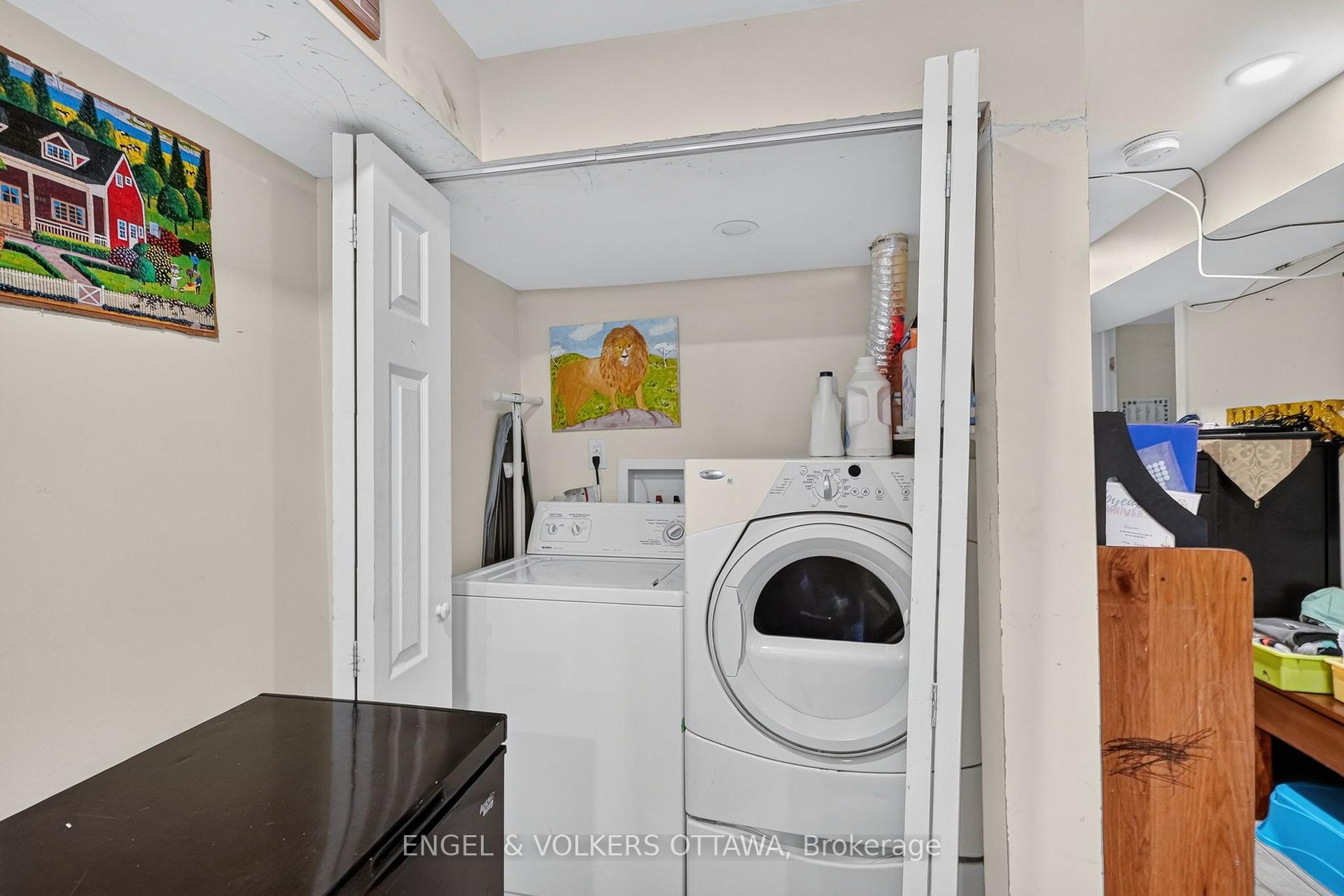 Photo 24 of 392 Fullerton Avenue, Ottawa, Overbrook/Castle Heights — HOMEH