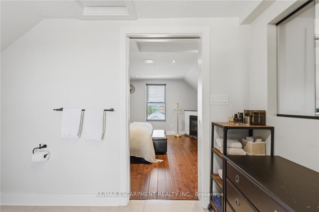 Photo 20 of 69 Nash Road S, Hamilton, Greenford — HOMEH