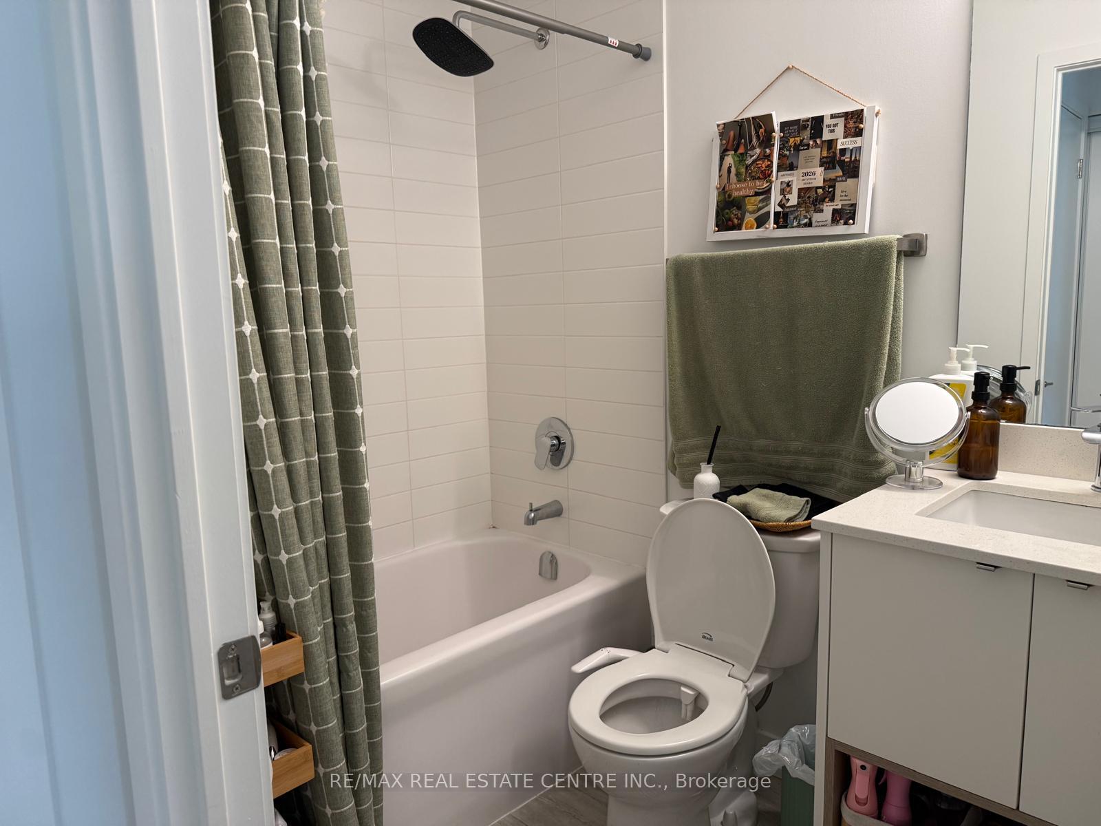 Photo 19 of Unit 214, 1137 Cooke Boulevard, Burlington, LaSalle — HOMEH