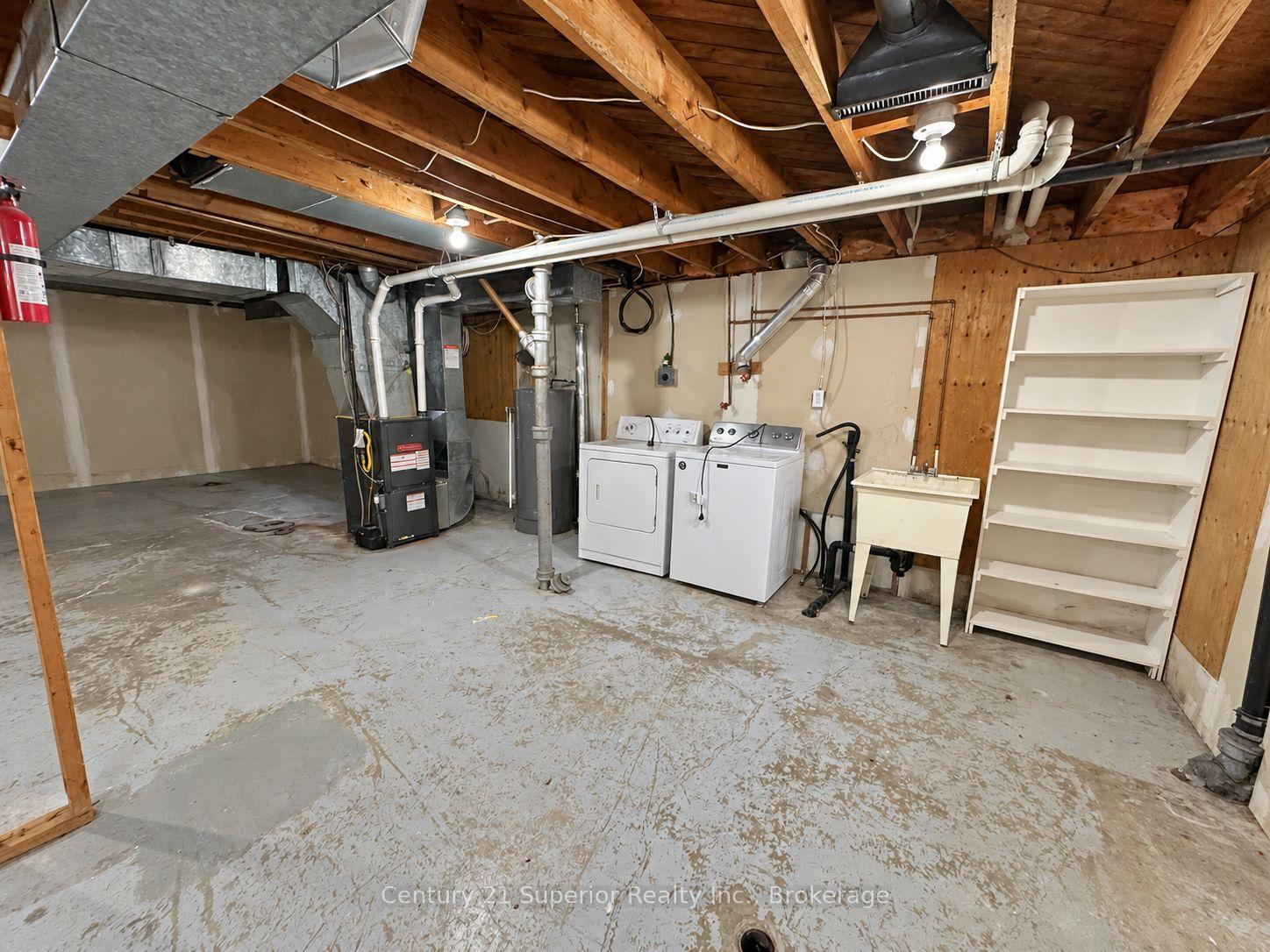 Photo 37 of 632 Vickers Street N, Thunder Bay, McKeller Park — HOMEH
